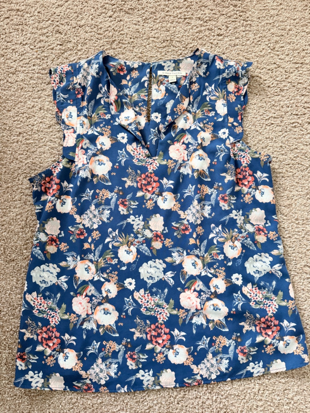 Hawthorn Women’s Floral V-Neck Shell Top - Blue